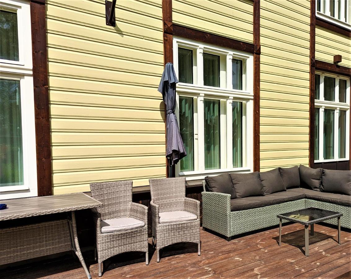 Emajoe Keeltekool Apartment Tartu Exteriér fotografie
